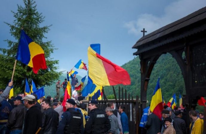 ROMANIAN-HUNGARIAN ETHNIC CLASH AT A MILITARY CEMETERY